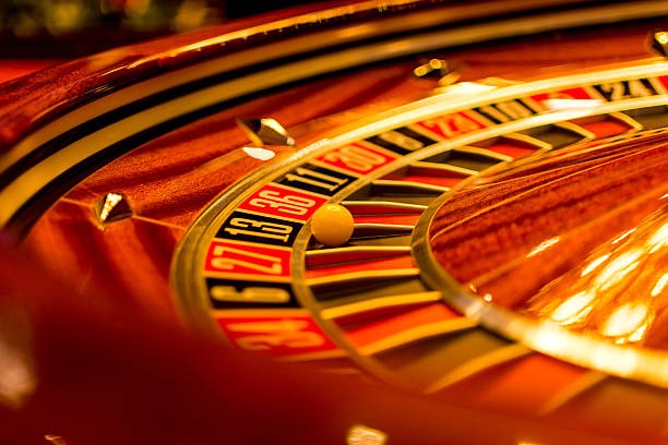 Slot game interface showing Aviator and Sweet Bonanza